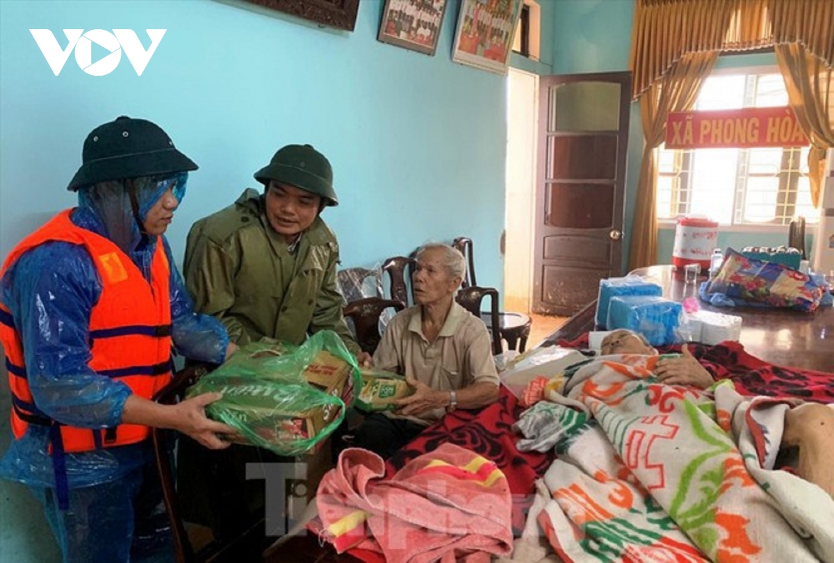 Nén hương lòng tưởng nhớ vị Chủ tịch huyện hy sinh khi cứu nạn